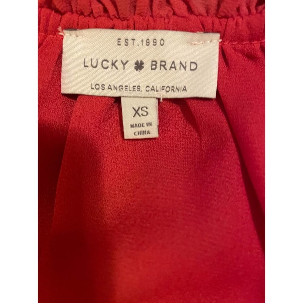 Lucky Brand Cold Shoulder Pleated Neck Peasant Top - Picture 4 of 5